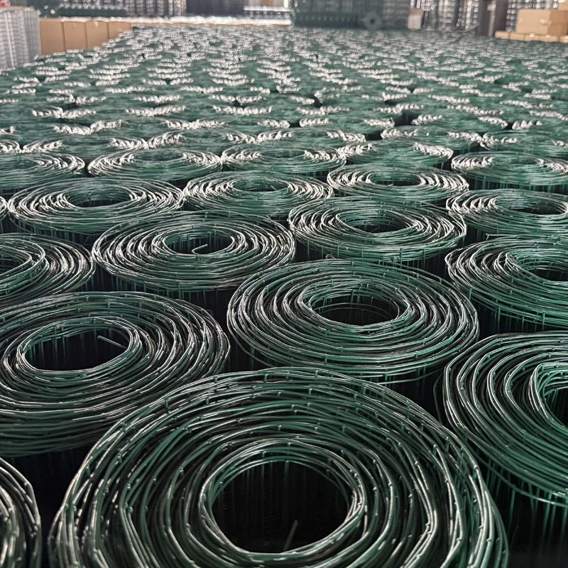 Plastic Coated Mesh Fencing Plastic Coated Mesh Fencing